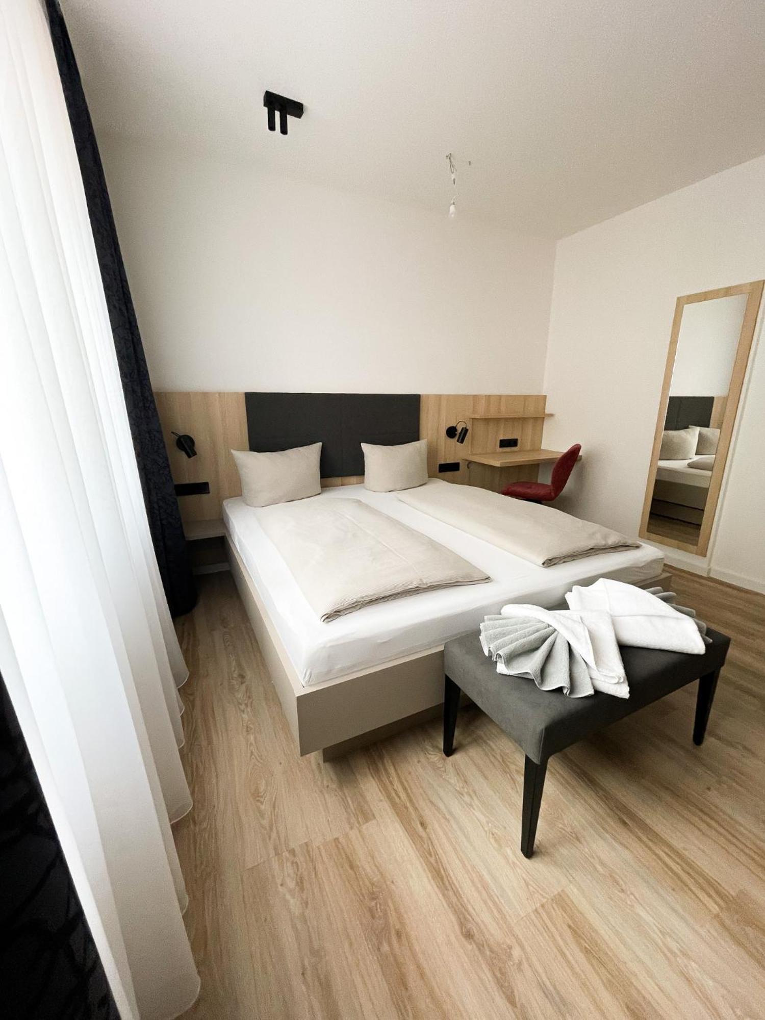 Holi-berlin Hotel